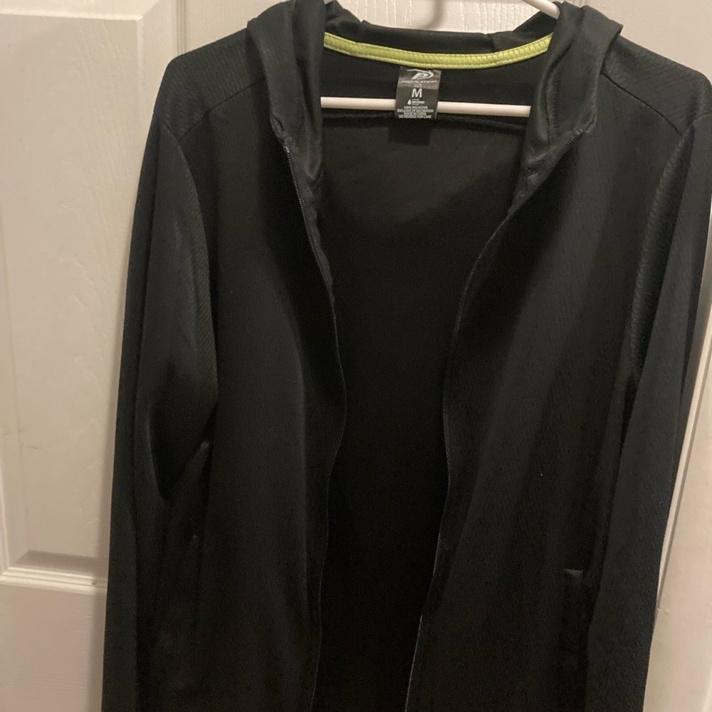 Mens Black Pro Player Size Medium LongSleeve Zip Up Jacket with Hood or Hoodie